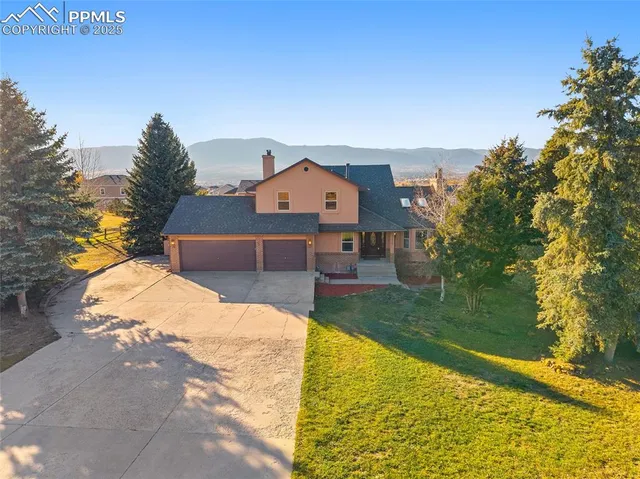 a picture of floor plan