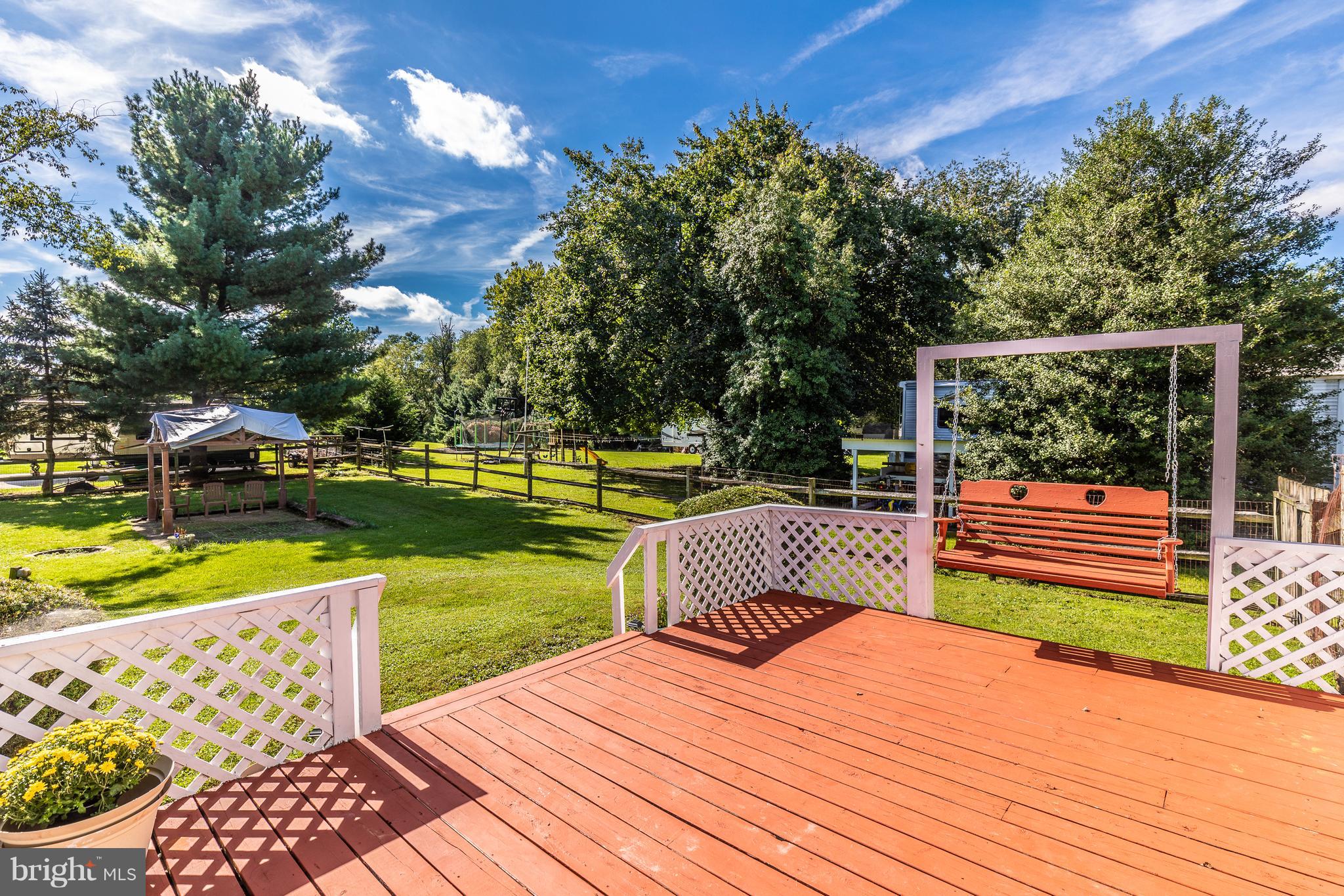 2111 Ebbvale Road Manchester, MD 21102 - Photo 25 of 30 Deck