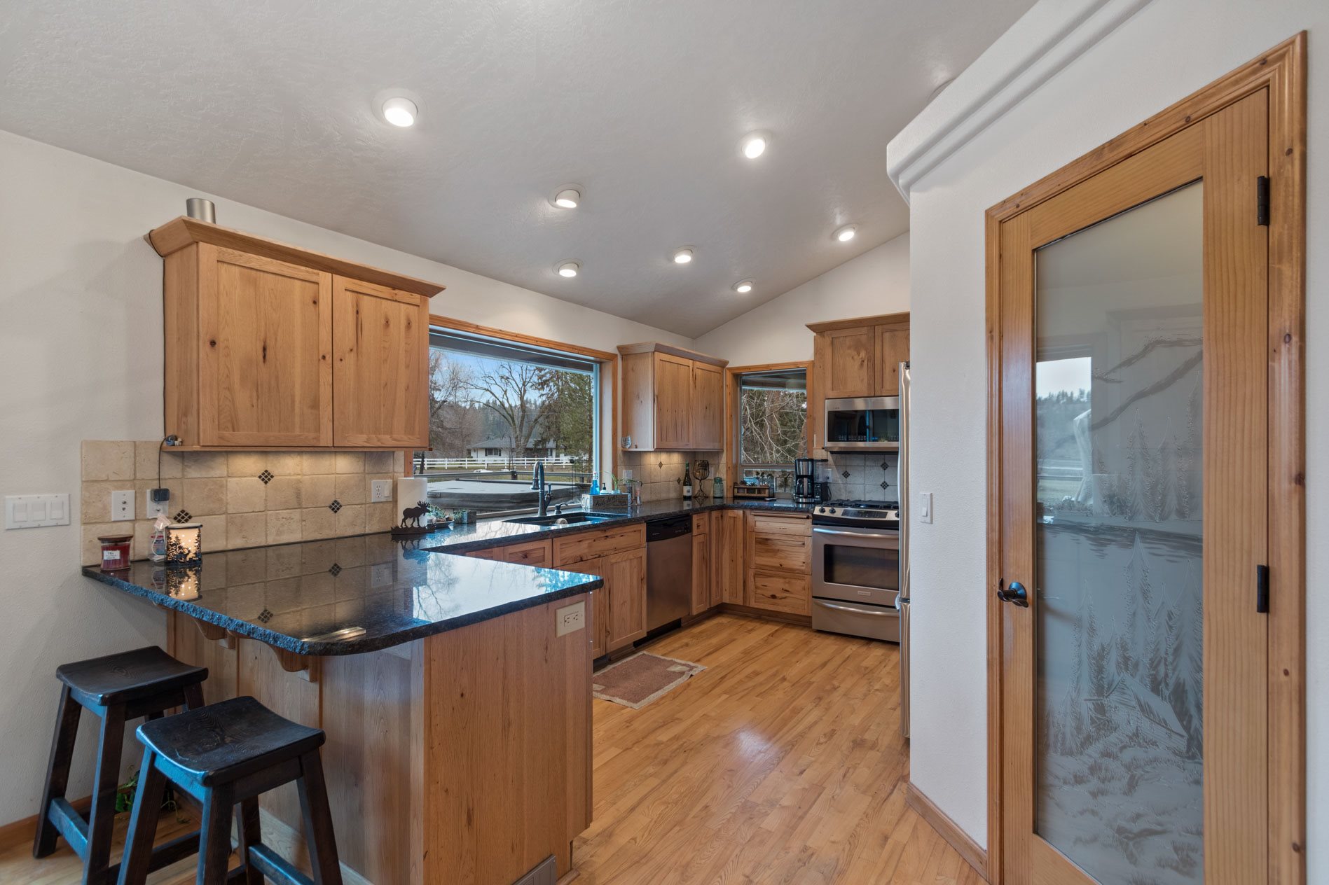 14919 North Hedin Road Nine Mile Falls, WA 99026 - Photo 5 of 38 Gallery Image 5