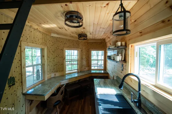 $3,999,999 | 502-ac Gregory Road, Sneedville, TN 37869