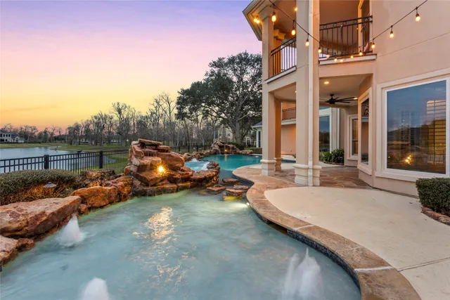 $1,390,000 | 14 Sullivans Landing, Missouri City, TX 77459