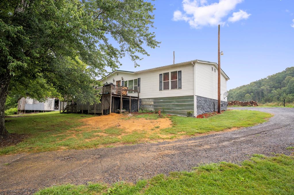 36386 Plum Creek Road Glade Spring, VA 24340 - Photo 1 of 23 Gallery Image 1