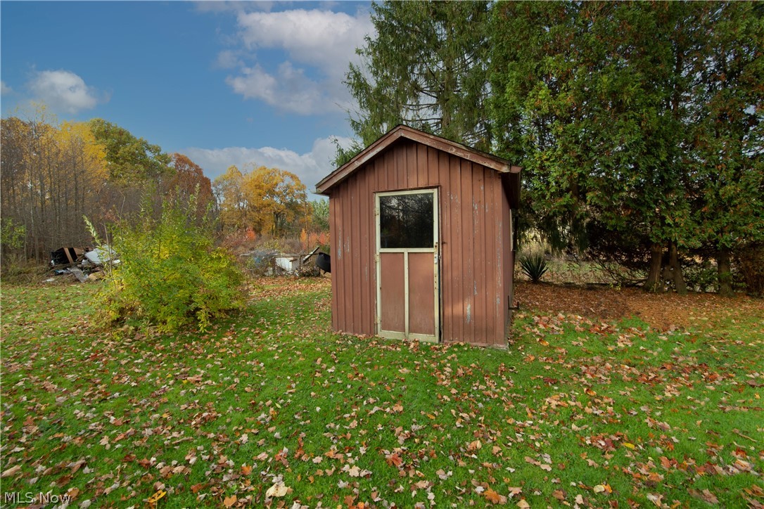 7284 Stewart Sharon Road Hubbard, OH 44425 - Photo 18 of 24
