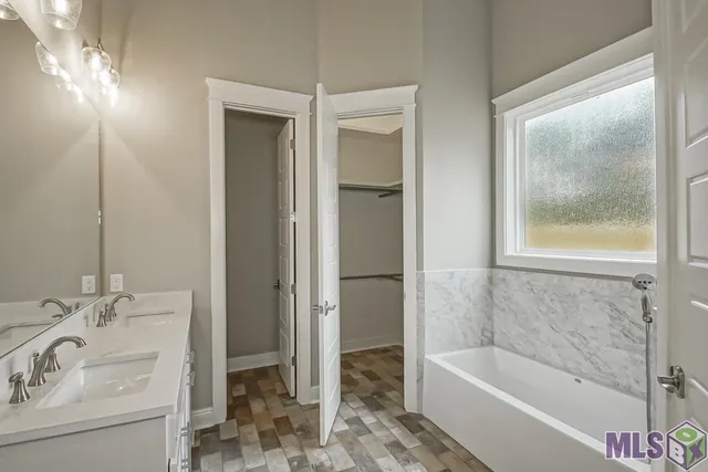 $475,000 | 11922 Pendarvis Lane, Walker, LA 70785