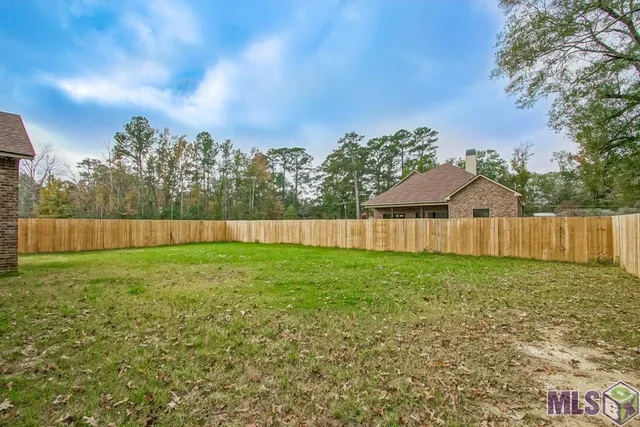 $475,000 | 11922 Pendarvis Lane, Walker, LA 70785