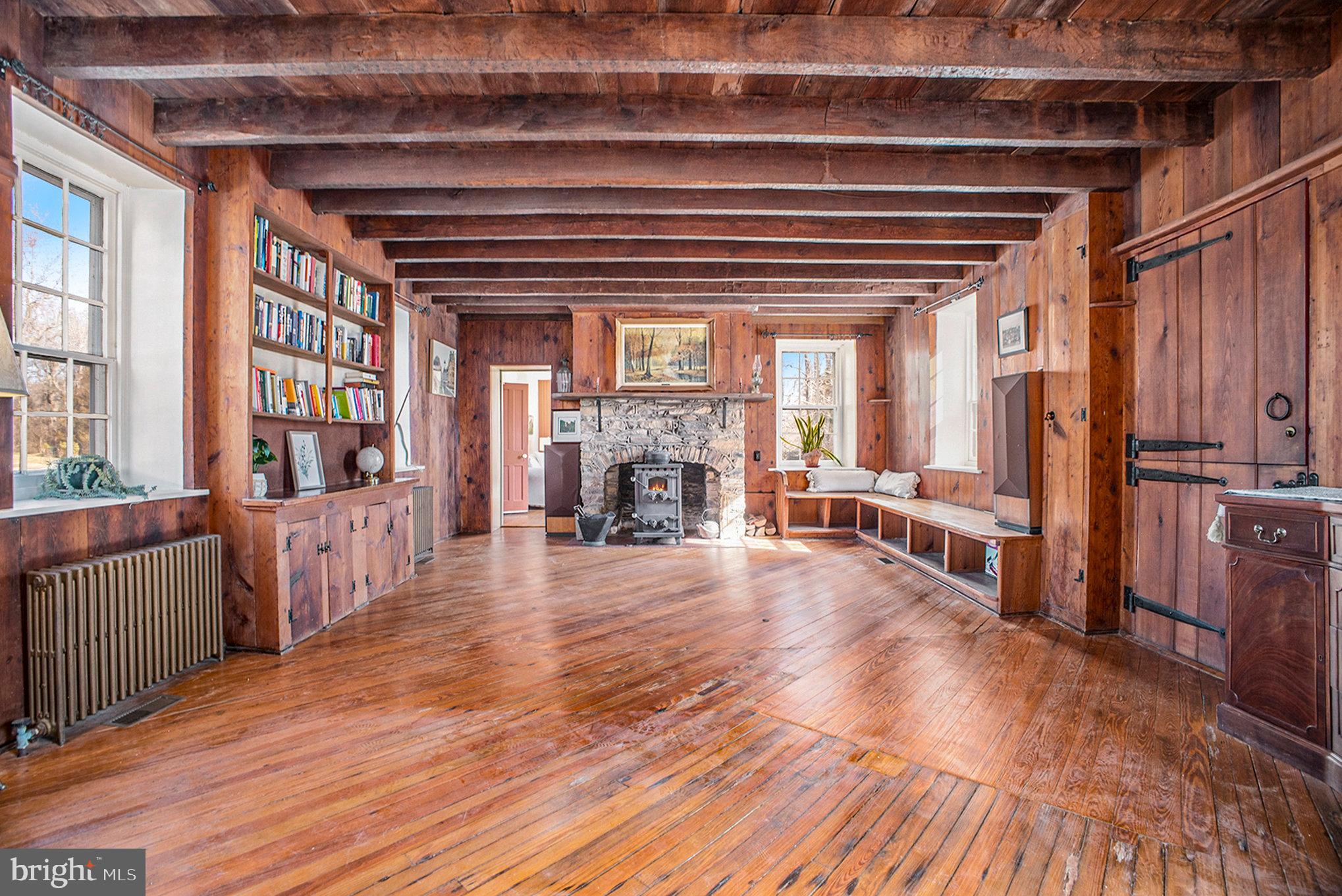 122 Walker Road Washington Crossing, PA 18977 - Photo 12 of 59 Gallery Image 12