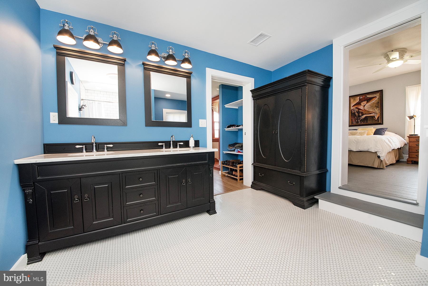 122 Walker Road Washington Crossing, PA 18977 - Photo 28 of 59 Gallery Image 28