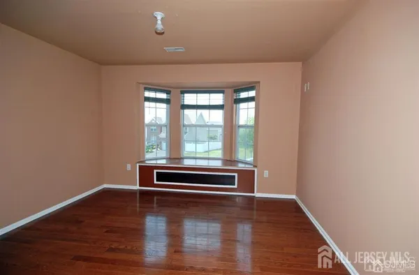 $5,500 | 41 Fritz Drive, Sayreville, NJ 08872