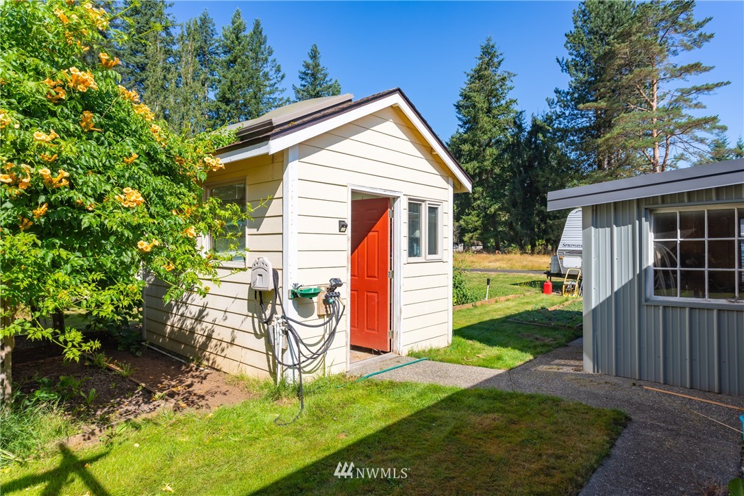 8949 Delta Line Road Custer, WA 98240 - Photo 35 of 39 a view of backyard with a garden and plants