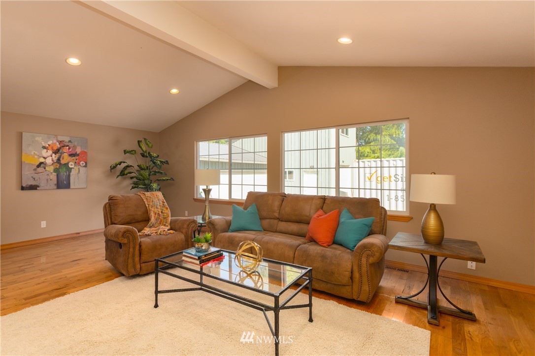 8949 Delta Line Road Custer, WA 98240 - Photo 5 of 39 a living room with furniture and a window
