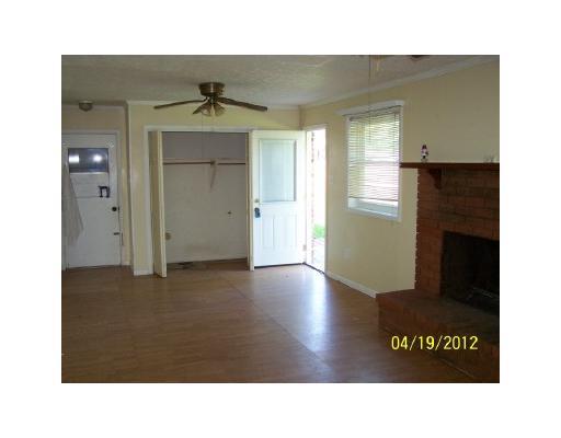 303 St Nicholas Street Luling, LA 70070 - Photo 3 of 5 Gallery Image 3