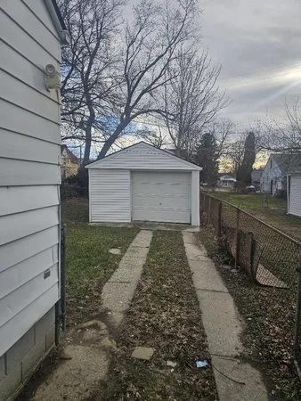 $1,100 | 12944 Rosemont Avenue, Detroit, MI 48223