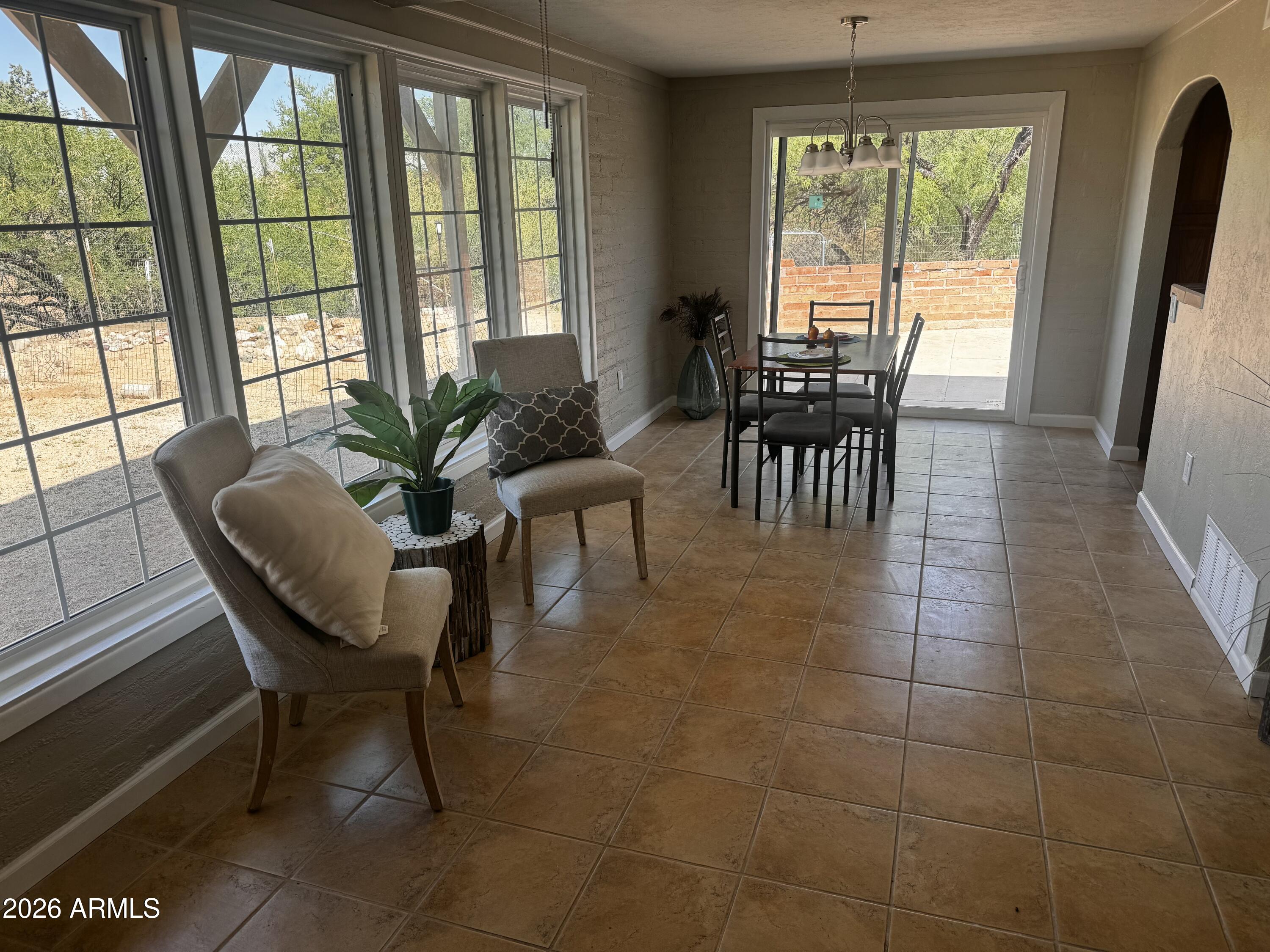 773 South Ridge Drive Benson, AZ 85602 - Photo 8 of 22 IMG_4420