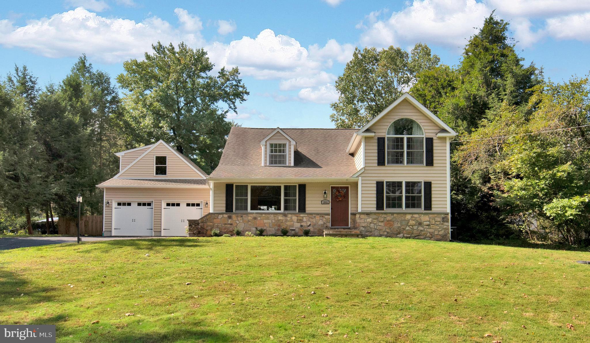 1041 River Road Washington Crossing, PA 18977 - Photo 1 of 35 Gallery Image 1