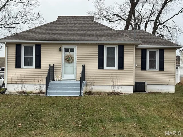 $179,000 | 14699 Highway 61, Ste. Genevieve, MO 63670