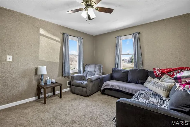 $179,000 | 14699 Highway 61, Ste. Genevieve, MO 63670