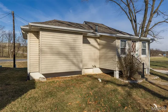 $179,000 | 14699 Highway 61, Ste. Genevieve, MO 63670