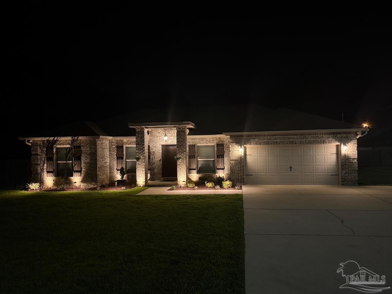 305 East Kingsfield Road Cantonment, FL 32533 - Photo 2 of 39 Gallery Image 2