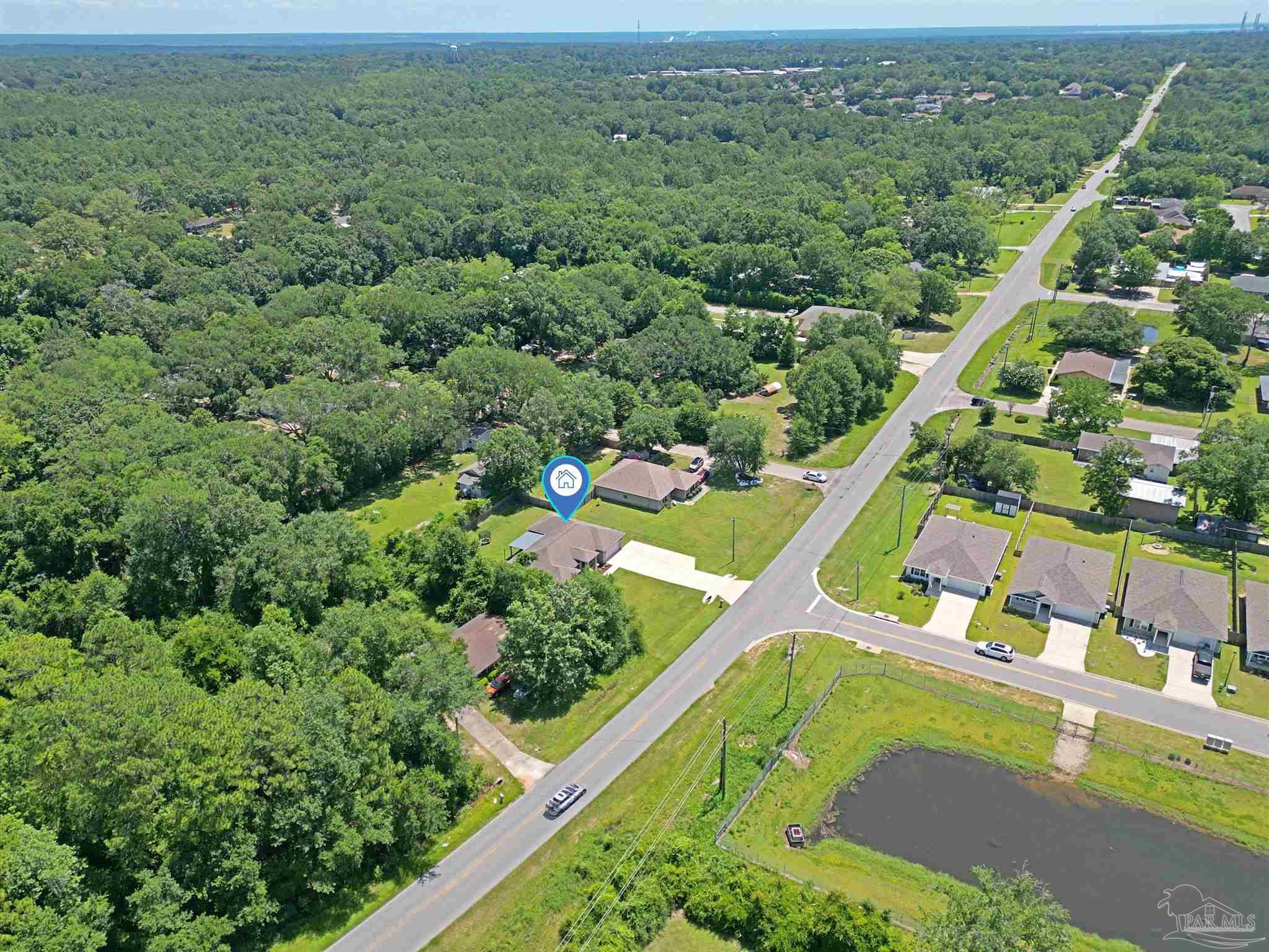 305 East Kingsfield Road Cantonment, FL 32533 - Photo 34 of 39 Gallery Image 34