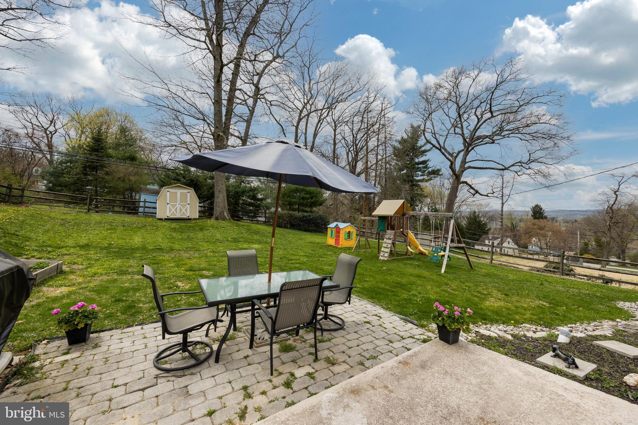 6 Longview Road Malvern, PA 19355 - Photo 5 of 30 Patio and Yard