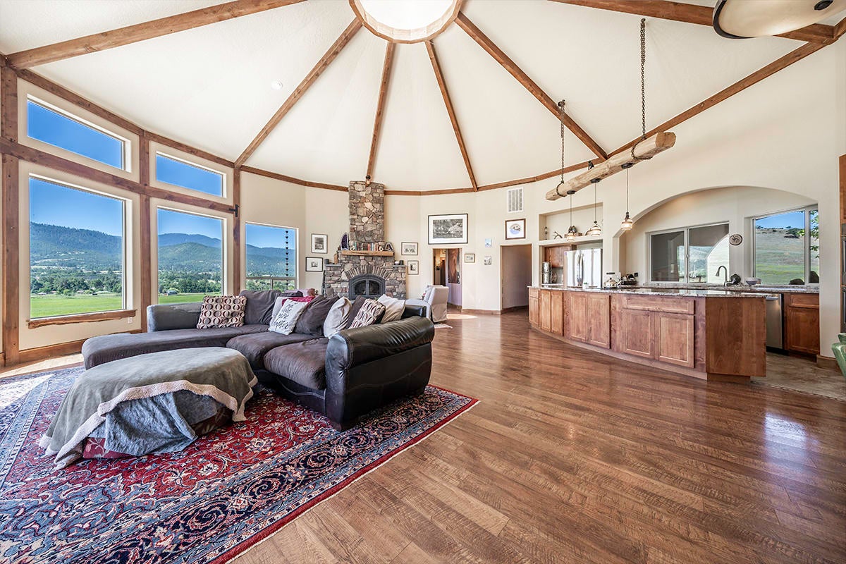 500 Emigrant Creek Road Ashland, OR 97520 - Photo 17 of 26 DSC07051-HDR