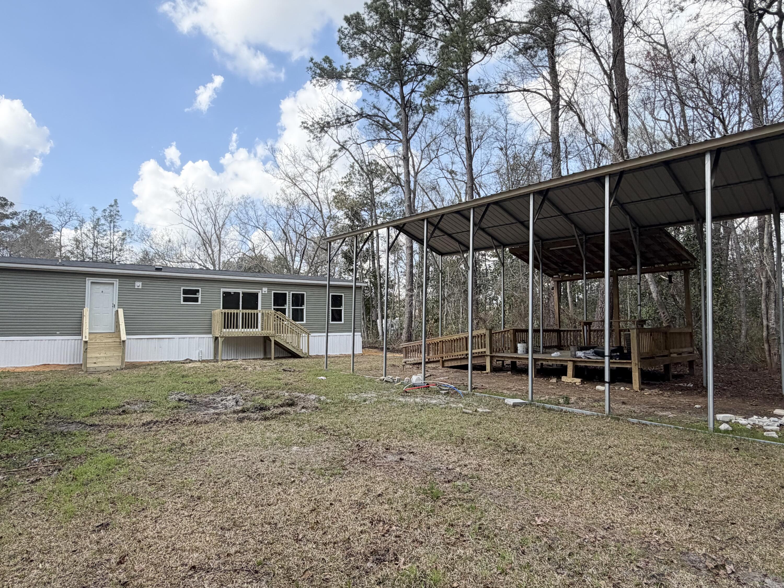 214 Hickory Street Walterboro, SC 29488 - Photo 3 of 14 IMG_2119