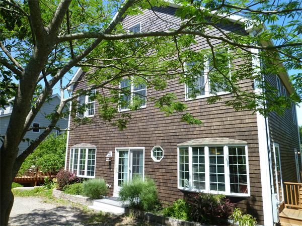 21 Cliff Road Gloucester, MA 01930 - Photo 1 of 20