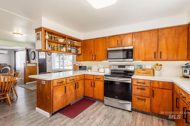 $325,000 | 106 7th Street, Wilder, ID 83676