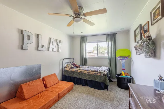 $325,000 | 106 7th Street, Wilder, ID 83676