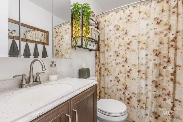 $325,000 | 106 7th Street, Wilder, ID 83676