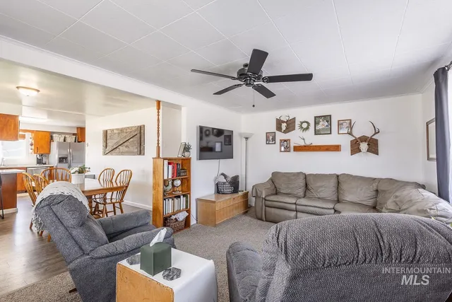 $325,000 | 106 7th Street, Wilder, ID 83676