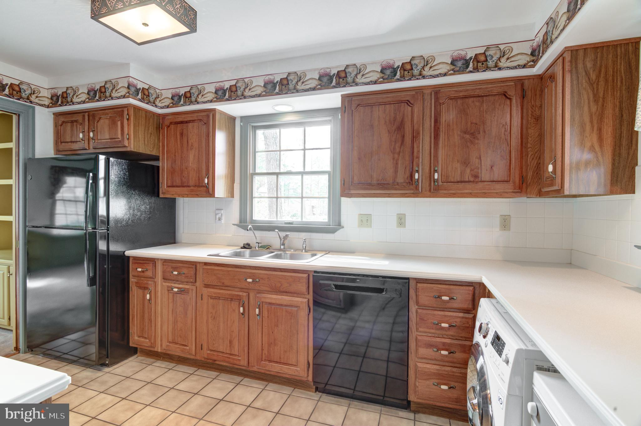38 Saltgrass Road Ocean Pines, MD 21811 - Photo 3 of 75 Kitchen with tile floors