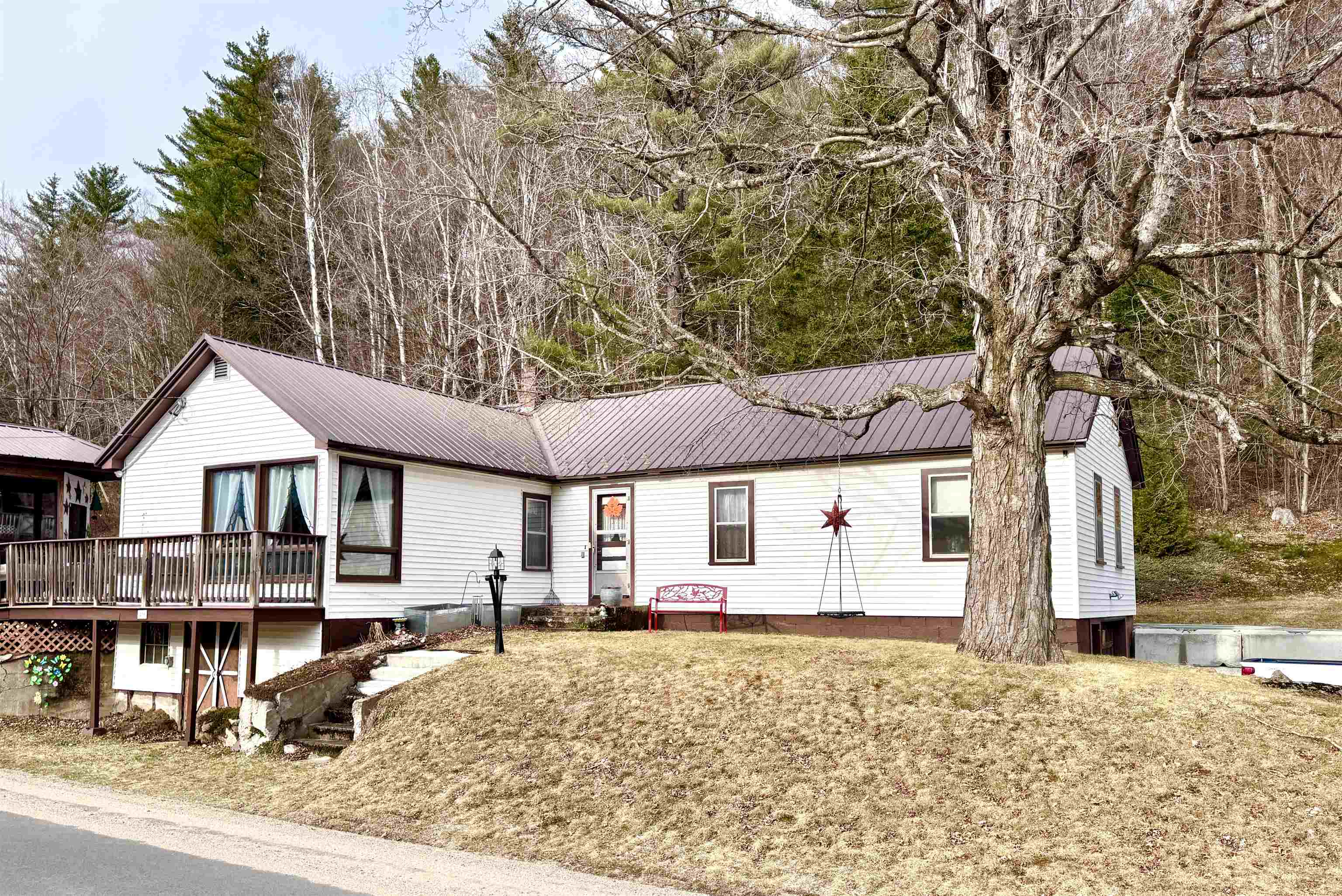 238 Northside Road Stark, NH 03582 - Photo 3 of 37