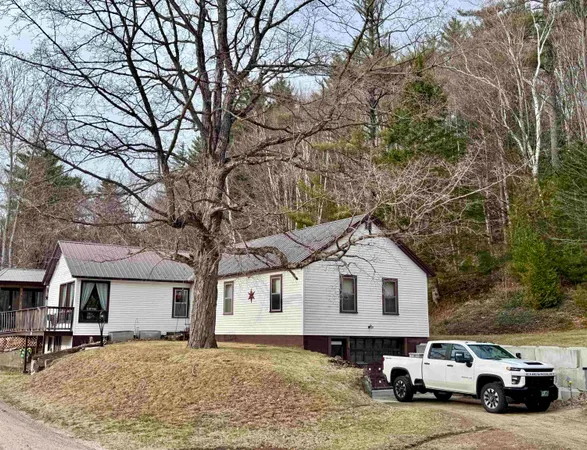 $268,500 | 238 Northside Road, Stark, NH 03582