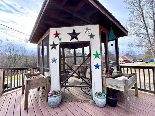 $268,500 | 238 Northside Road, Stark, NH 03582