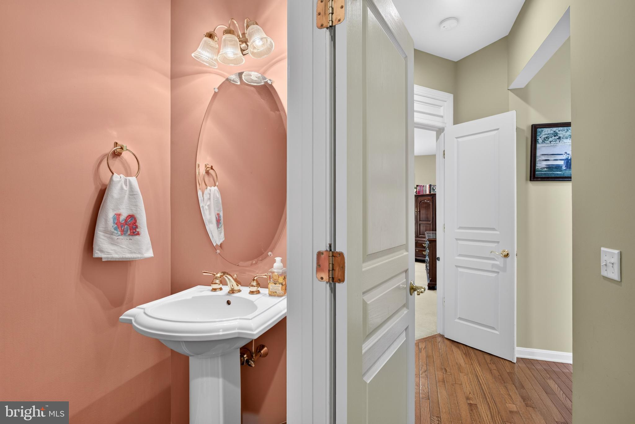 423 Merlin Road Newtown Square, PA 19073 - Photo 24 of 52 Powder Room