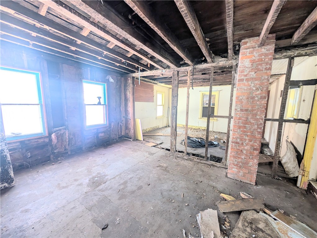 77 Heidelberg Street Rochester, NY 14609 - Photo 5 of 11