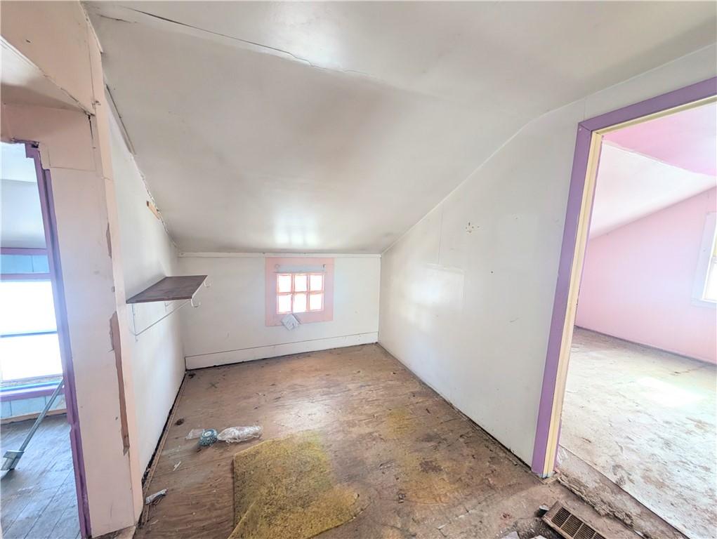 77 Heidelberg Street Rochester, NY 14609 - Photo 9 of 11