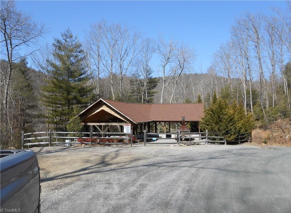 157 Buck Mountain Road Purlear, NC 28665 - Photo 5 of 7