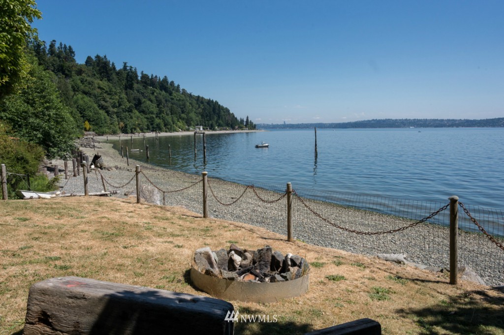 12416 Cunliffe Road Southwest Vashon, WA 98070 - Photo 24 of 25 Gallery Image 24