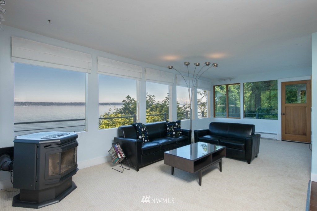 12416 Cunliffe Road Southwest Vashon, WA 98070 - Photo 8 of 25 Gallery Image 8