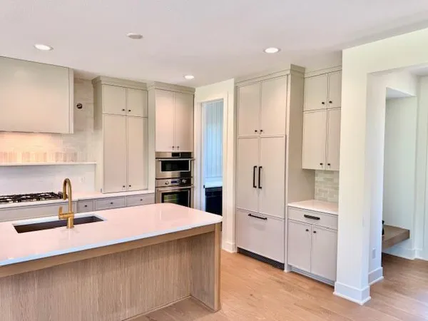 $1,489,500 | 25480 Smithtown Road, Shorewood, MN 55331