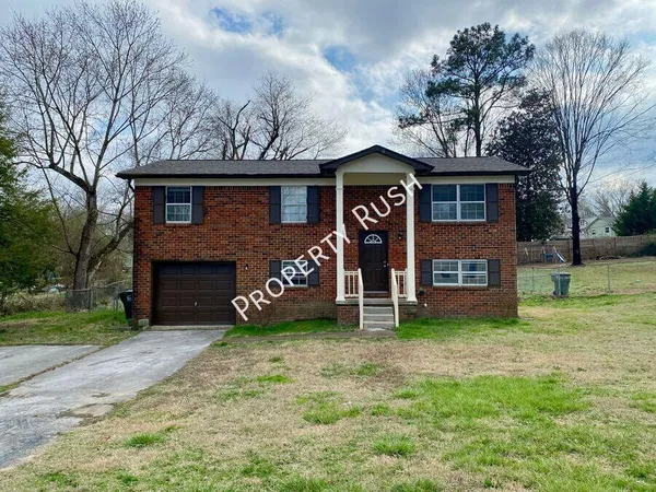 $1,825 | 922 Delores Drive, Hixson, TN 37343