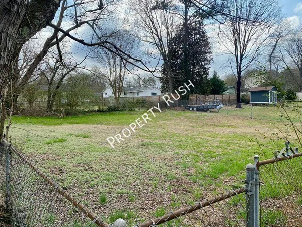 $1,825 | 922 Delores Drive, Hixson, TN 37343