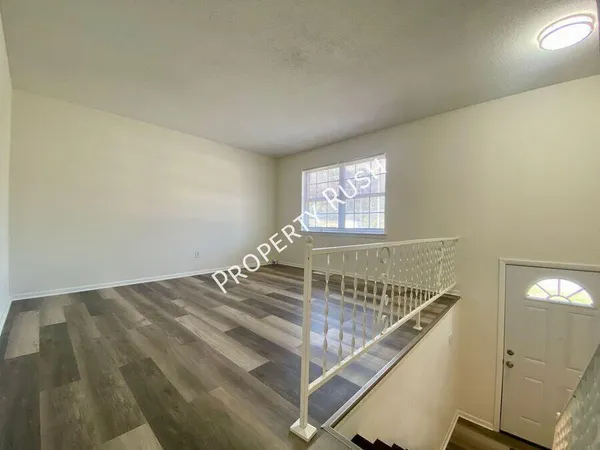 $1,825 | 922 Delores Drive, Hixson, TN 37343