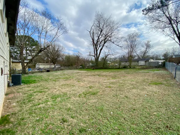 $1,825 | 922 Delores Drive, Hixson, TN 37343