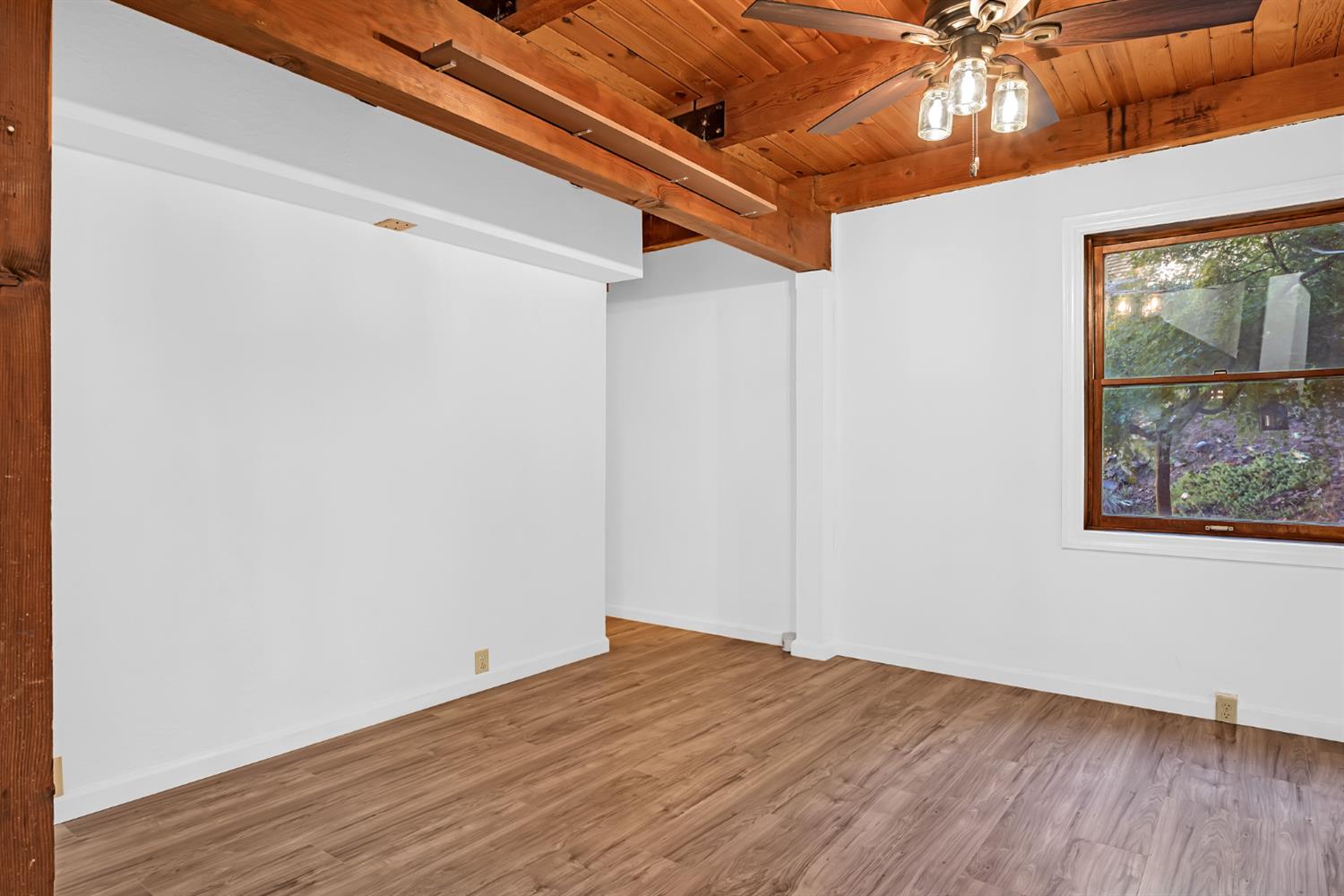 1610 Swansboro Road Placerville, CA 95667 - Photo 17 of 50 a view of empty room with wooden floor