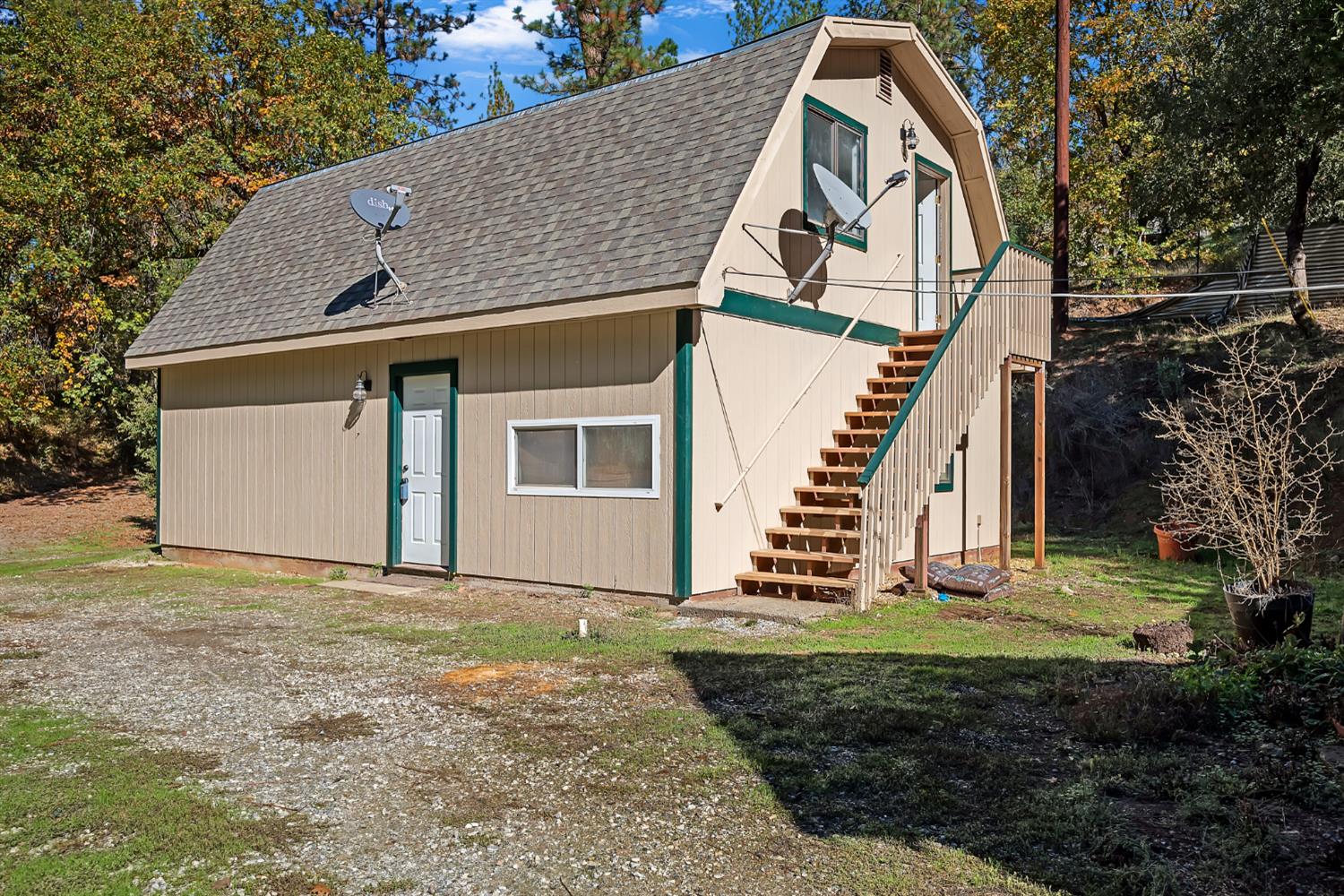 1610 Swansboro Road Placerville, CA 95667 - Photo 32 of 50 a front view of a house with a yard