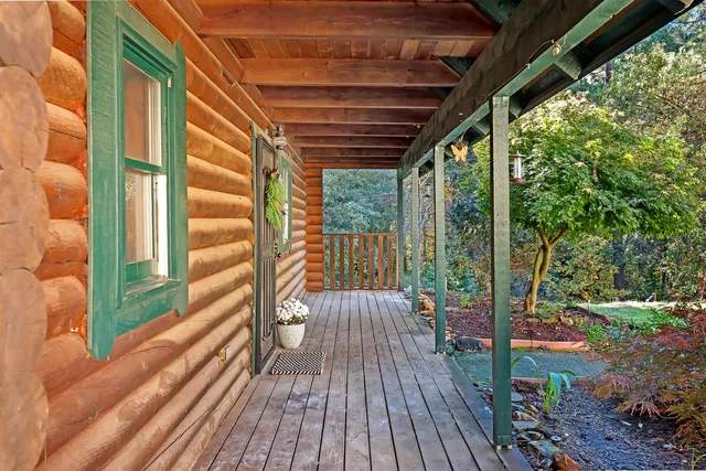 a view of backyard with green space