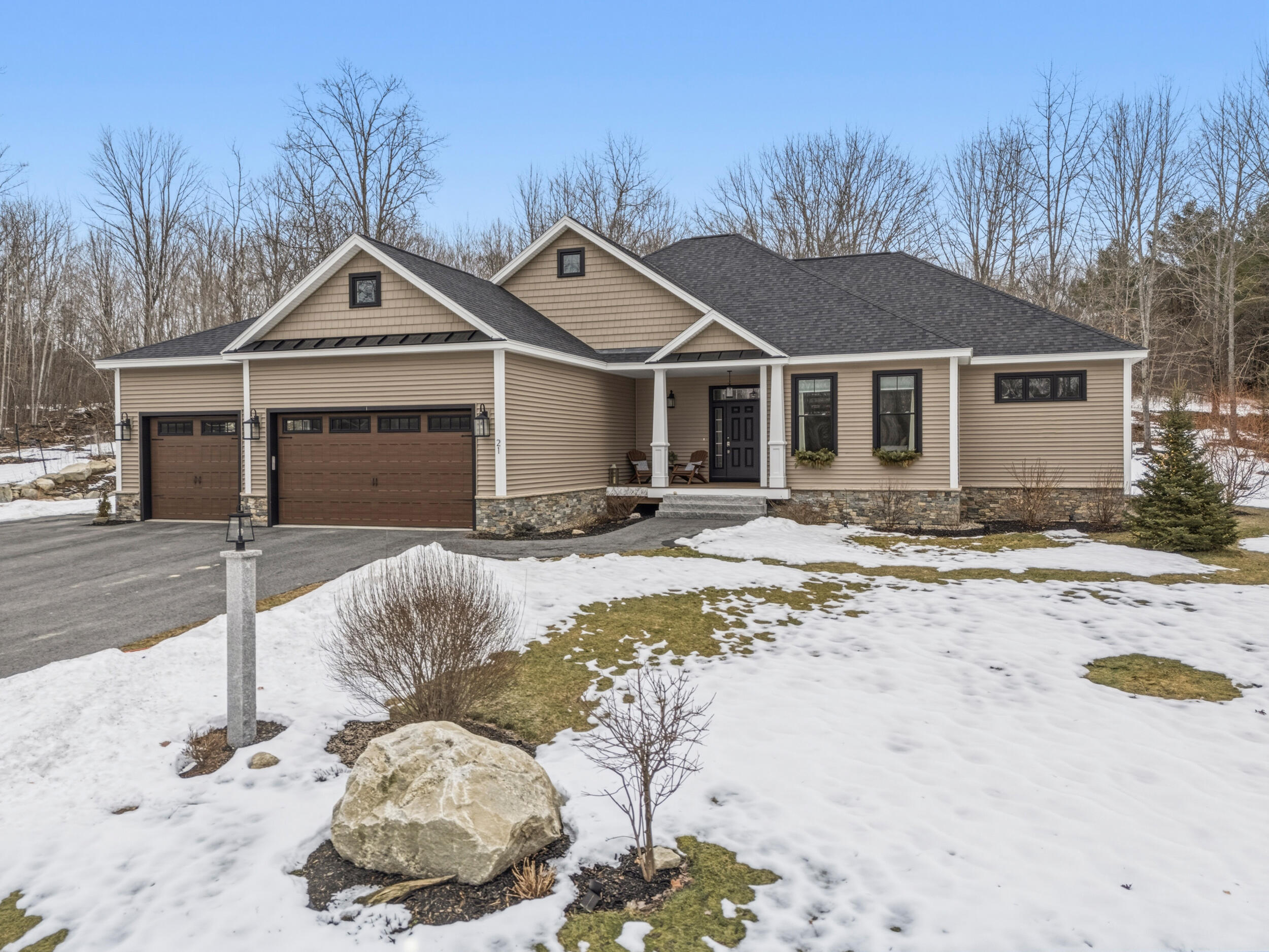 21 Cliff Drive Windham, ME 04062 - Photo 2 of 40 1_21cliff-52